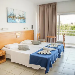 Otel Cornelia Aya Napa