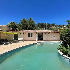 T2 Piscine Proche Appartement Carqueiranne