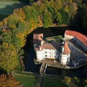 La Loge Du Château Hébergement de vacances Saint-Dier-dʼAuvergne